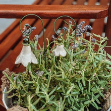 Campanilla morada de cerámicaula + palito